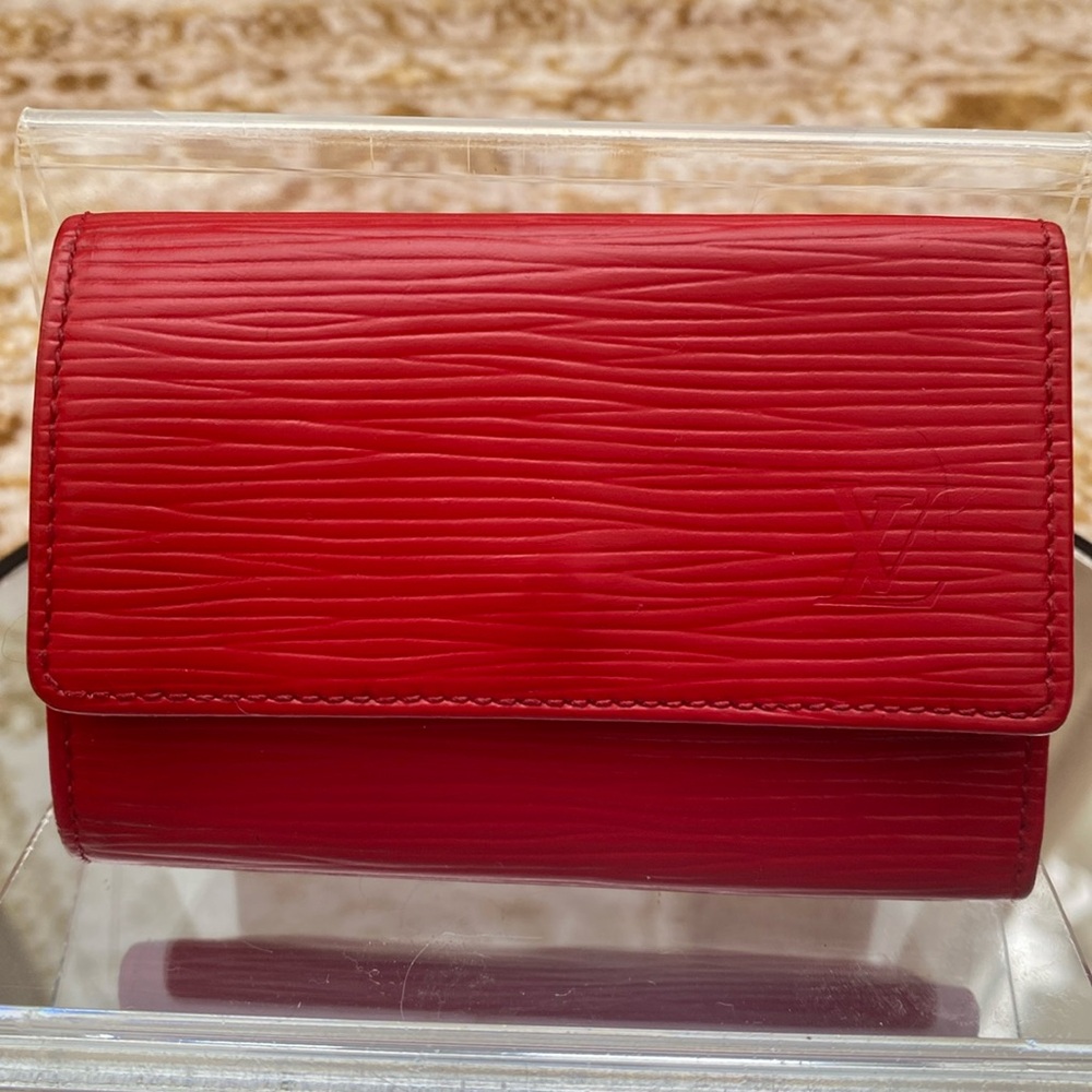 Authentic Louis Vuitton Key Case